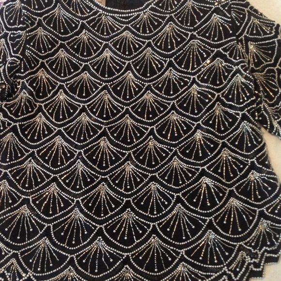 Women's Top - Picture 2 of 11